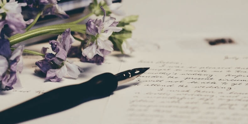Fountain pen with flowers